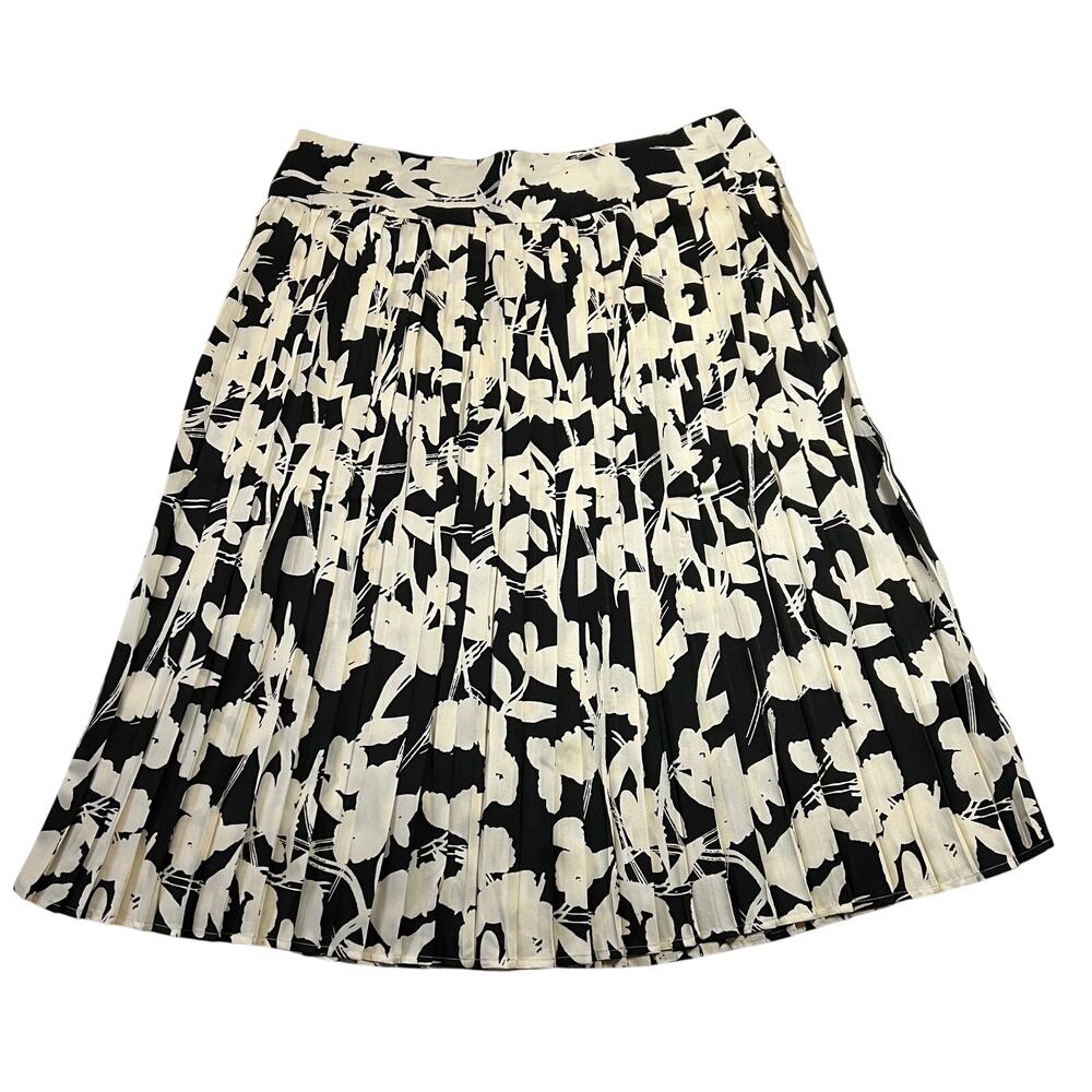Banana Republic Black and Cream Pleated Midi Skirt